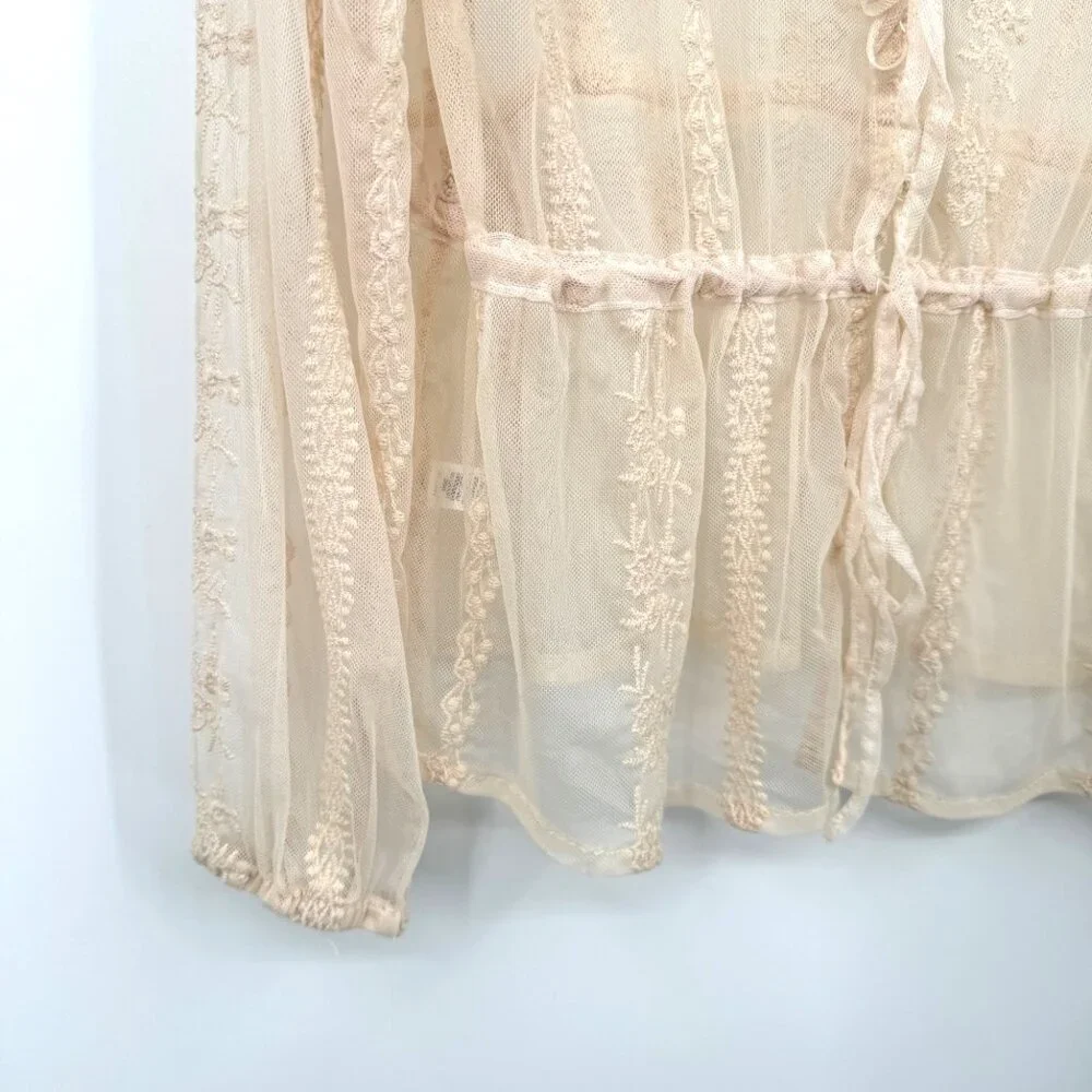 Scully Leather Honey Creek Ivory Embroidered Mesh Tie Front Blouse Woman’s size - Picture 5 of 12